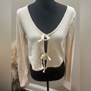 Women’s Tie-Front Shirt